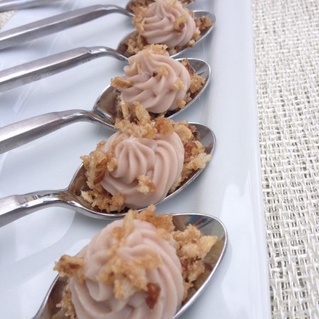 Strawberry Cream Cheesecake Bites